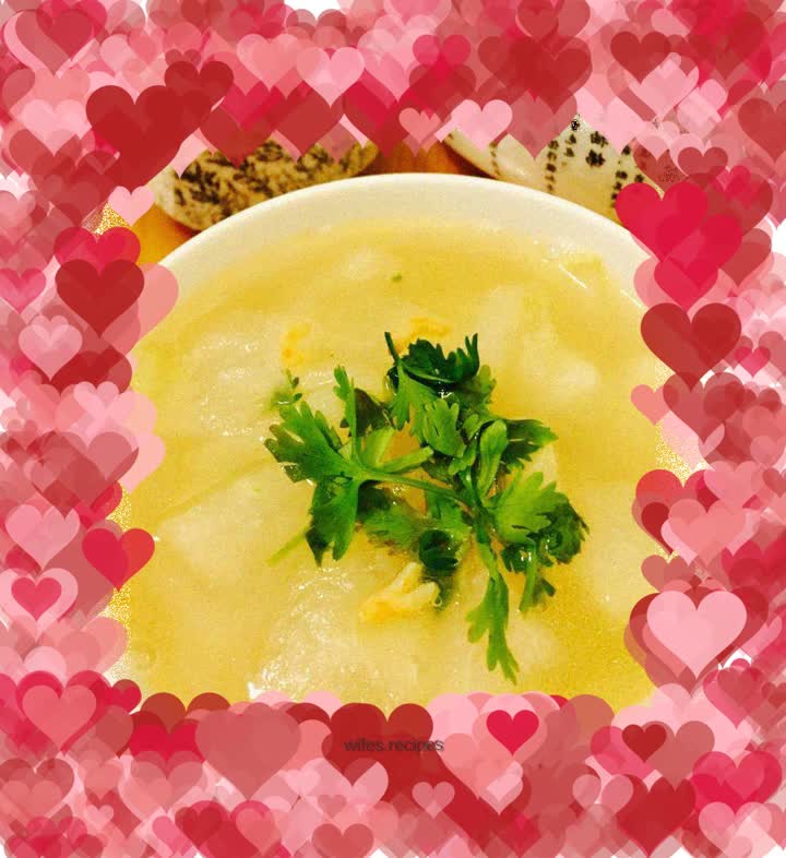 Winter melon and sea rice soup that nourishes yin and moisturizes the lungs in autumn