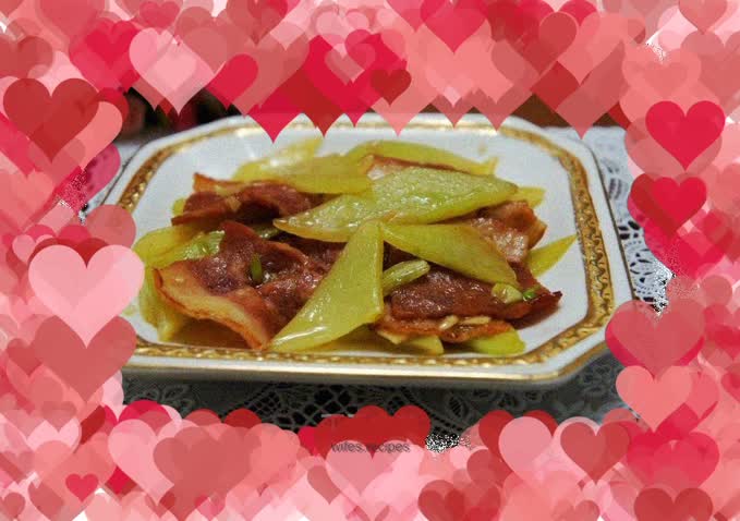 Stir-fried bamboo shoots with bacon