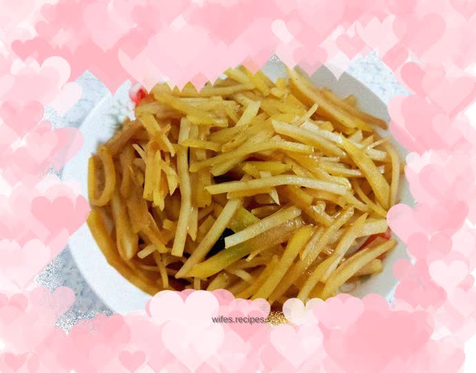 Vegetarian fried shredded potatoes