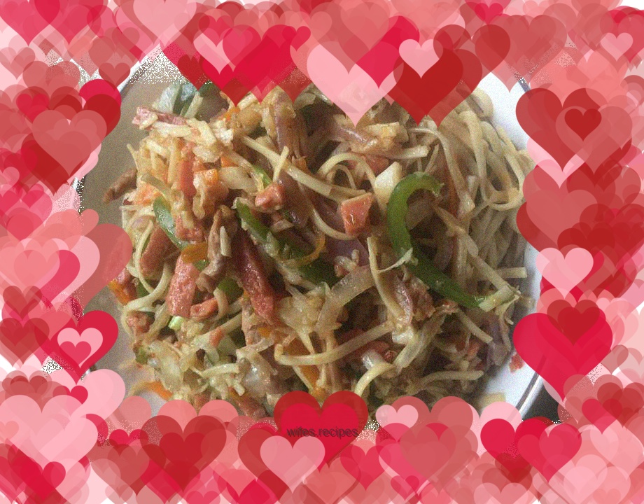 Three shredded fried noodles