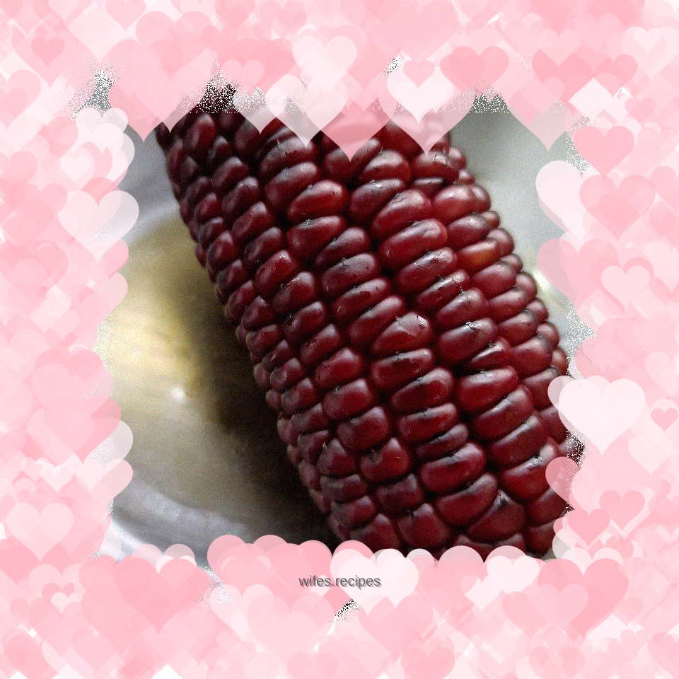 Boiled red corn
