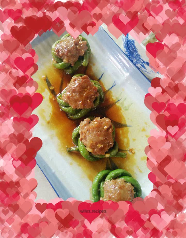 Cowpea rings and meat