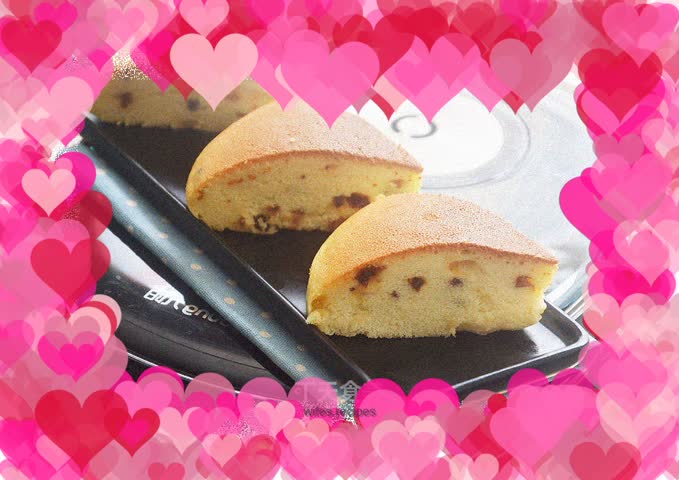 Iron cauldron rice cooker version of raisin yogurt cake