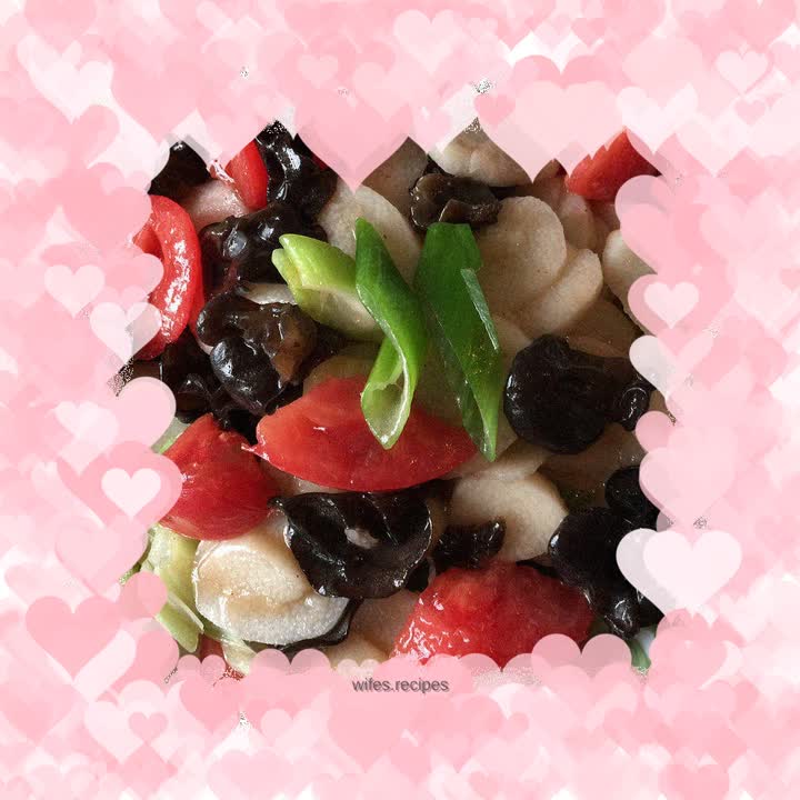 Black and white, cuckold holding high the red flag (fried yam and fungus)