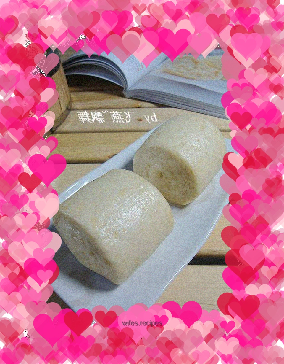Milky Oatmeal Steamed Bun Roll