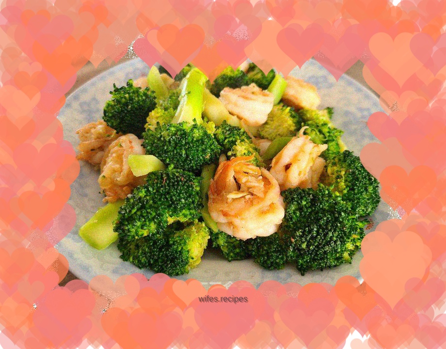 Stir-fried shrimps with broccoli