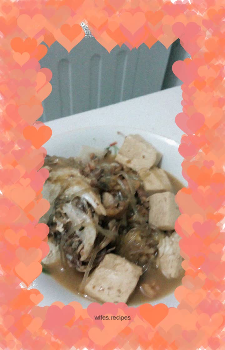 Tofu vermicelli and fish soup