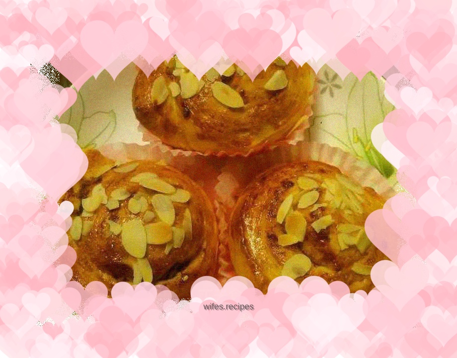 Meat floss and almond slices bread