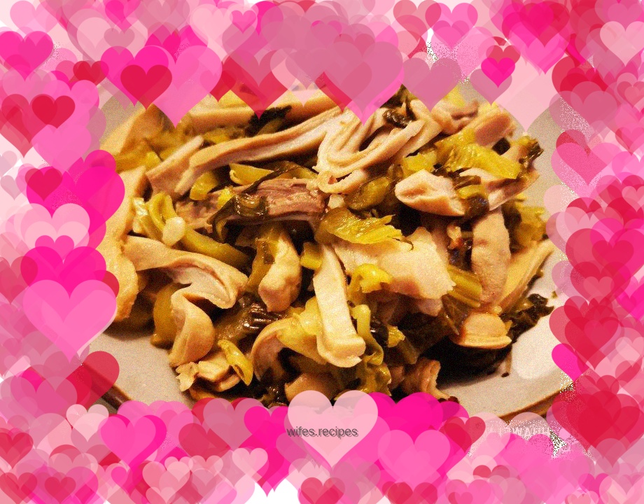 Stir-fried pork belly with sauerkraut