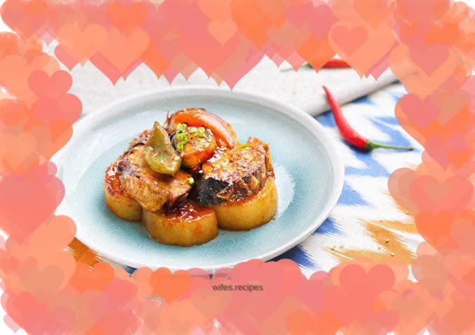 Slow-cooked mackerel with Korean spicy sauce