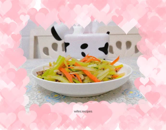 Stir-fried beef with celery