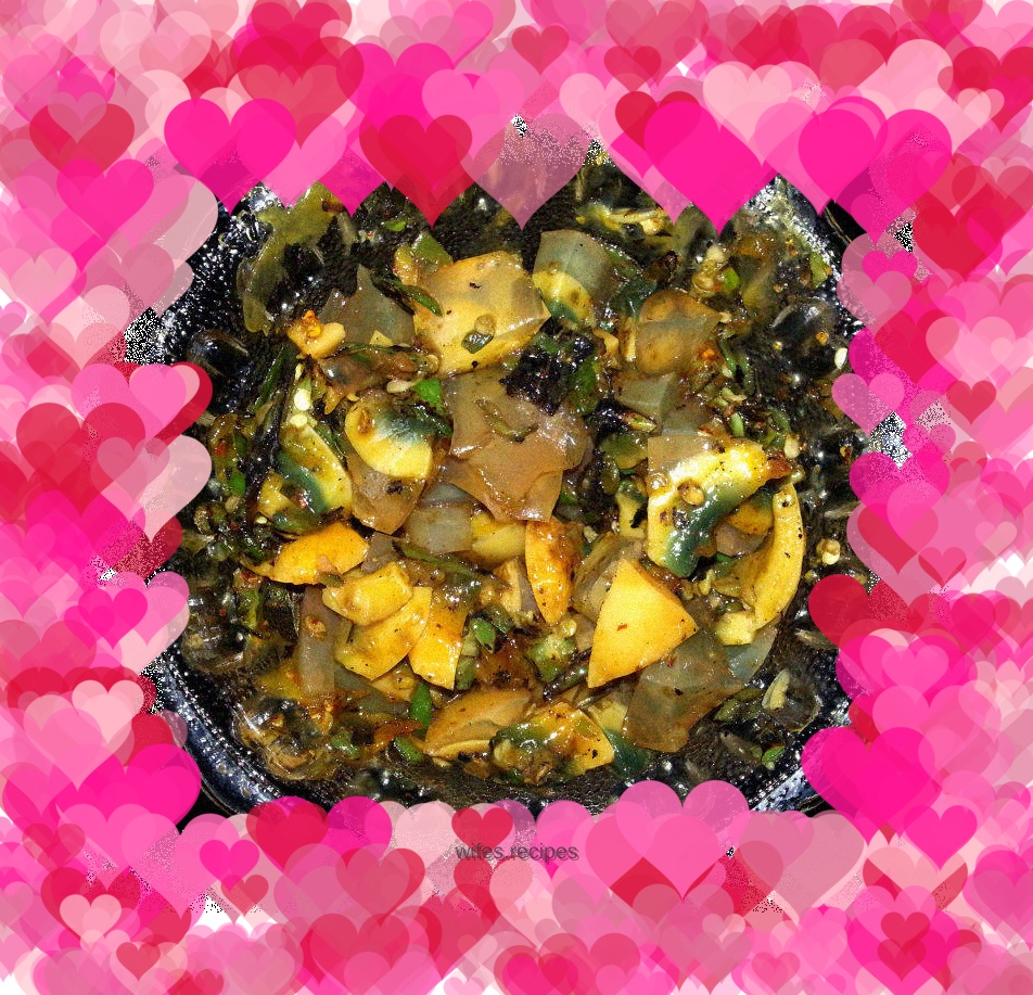 Thunder Pepper and Songhua Preserved Egg