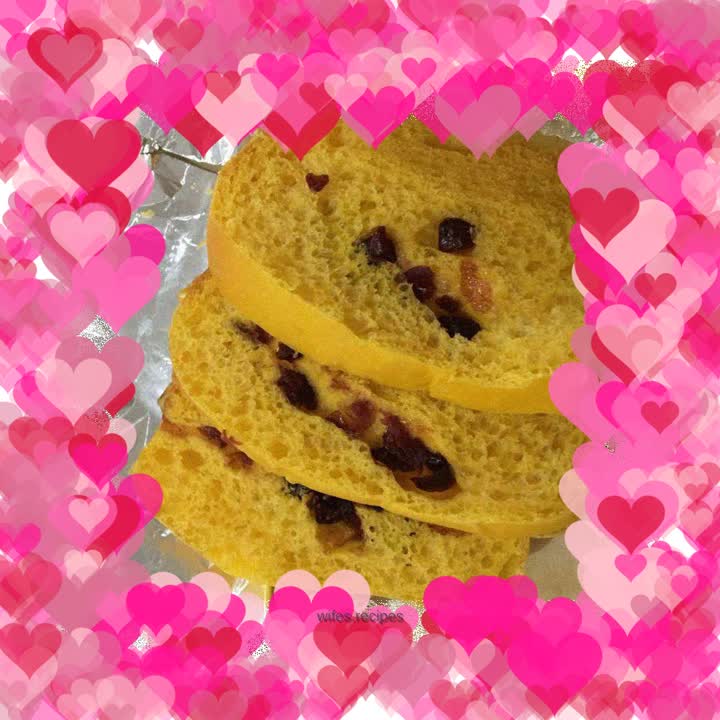 Pumpkin Cranberry Toast Bread