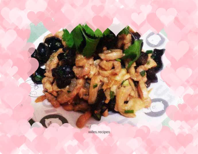 Stir-fried pork belly with fungus