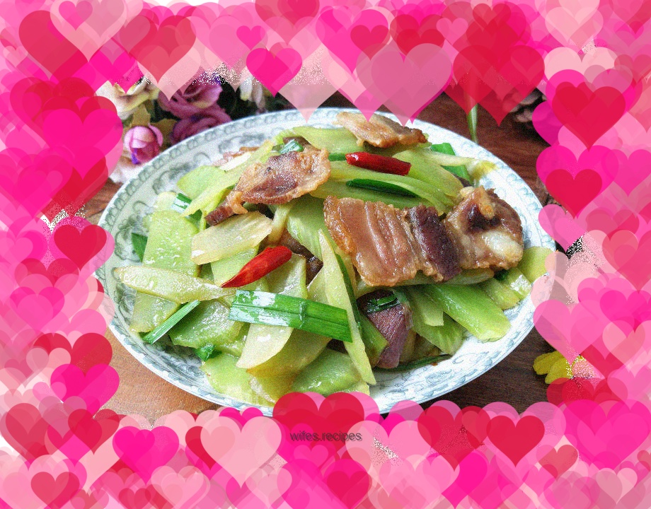 Stir-fried twice-cooked pork with lettuce