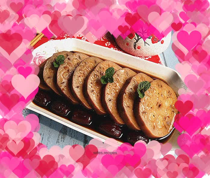 Brown sugar glutinous rice and lotus root