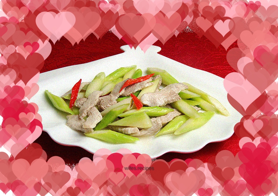 Stir-fried pork slices with asparagus