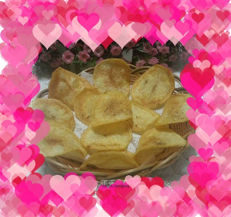 Salt and pepper potato chips