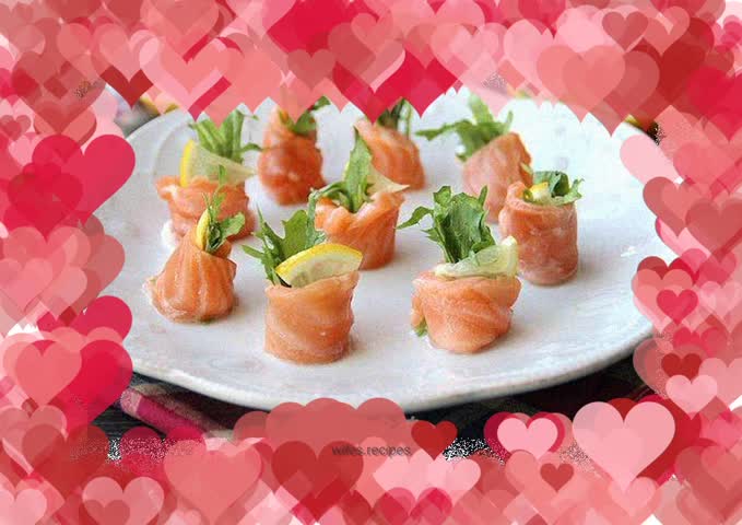 Salmon and vegetable rolls