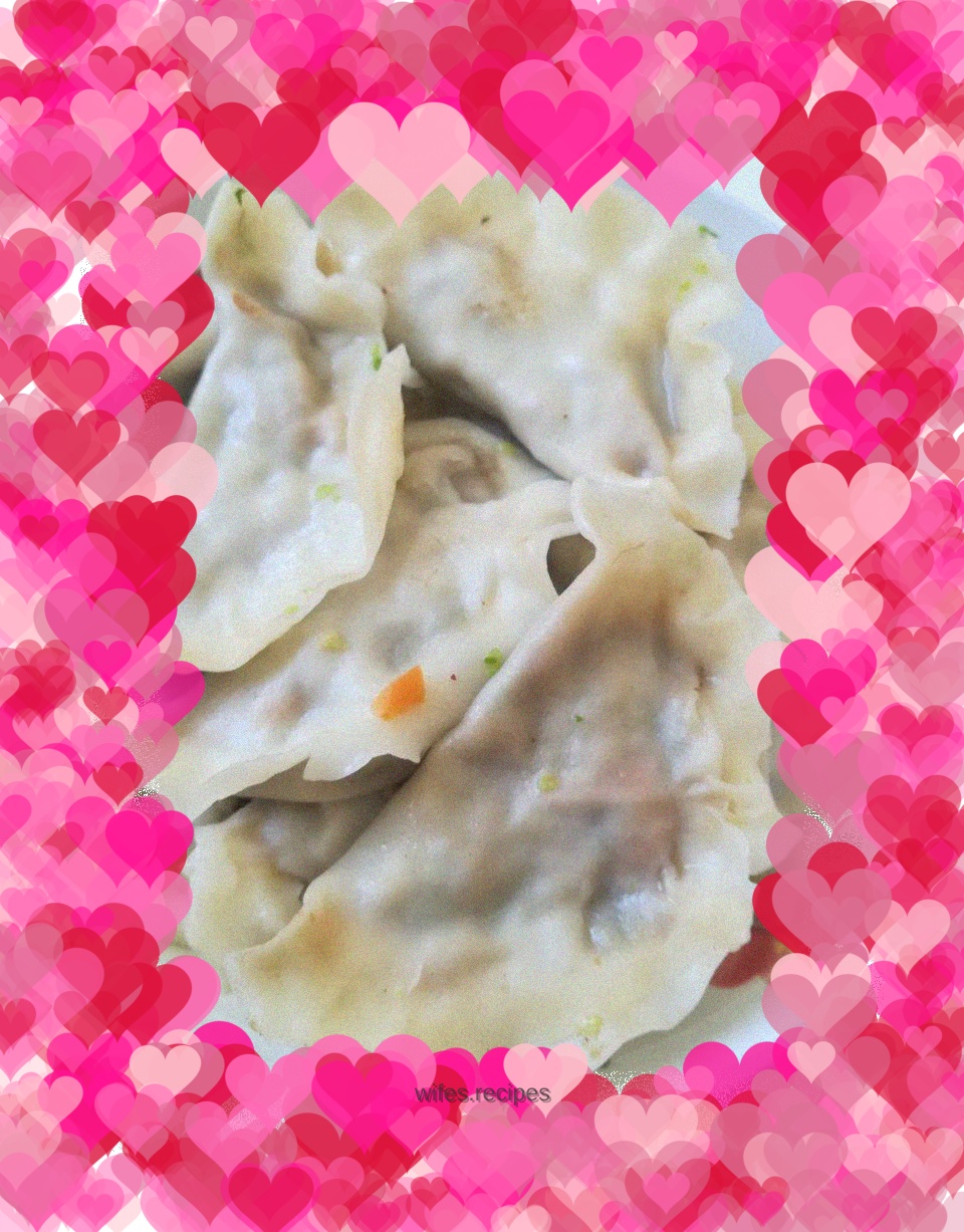 Beef, pork trotters and crucian carp dumplings