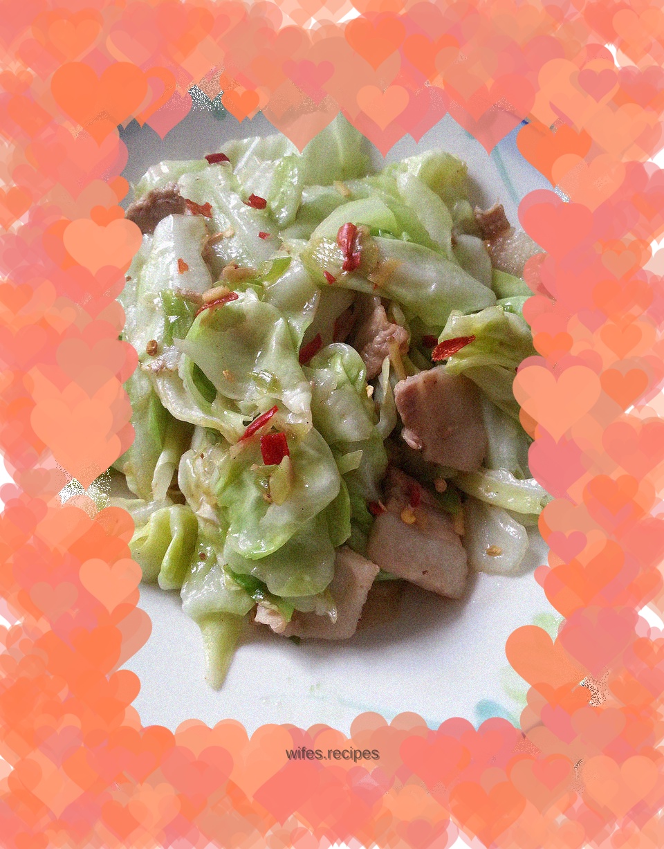 Stir-fried pork with hand-shredded cabbage