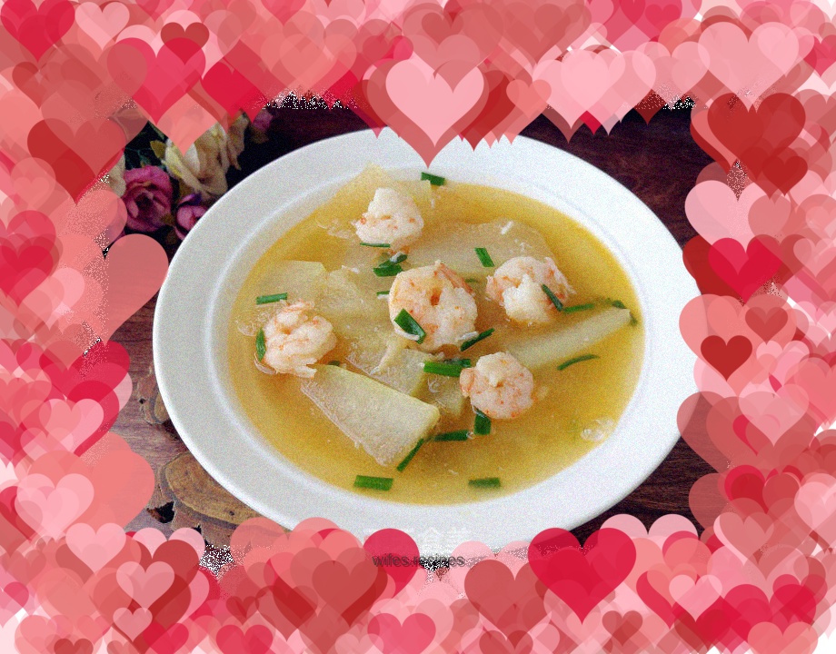 Shrimp and winter melon soup
