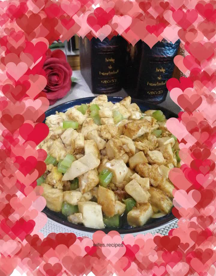 Braised tender tofu with shredded pork and celery