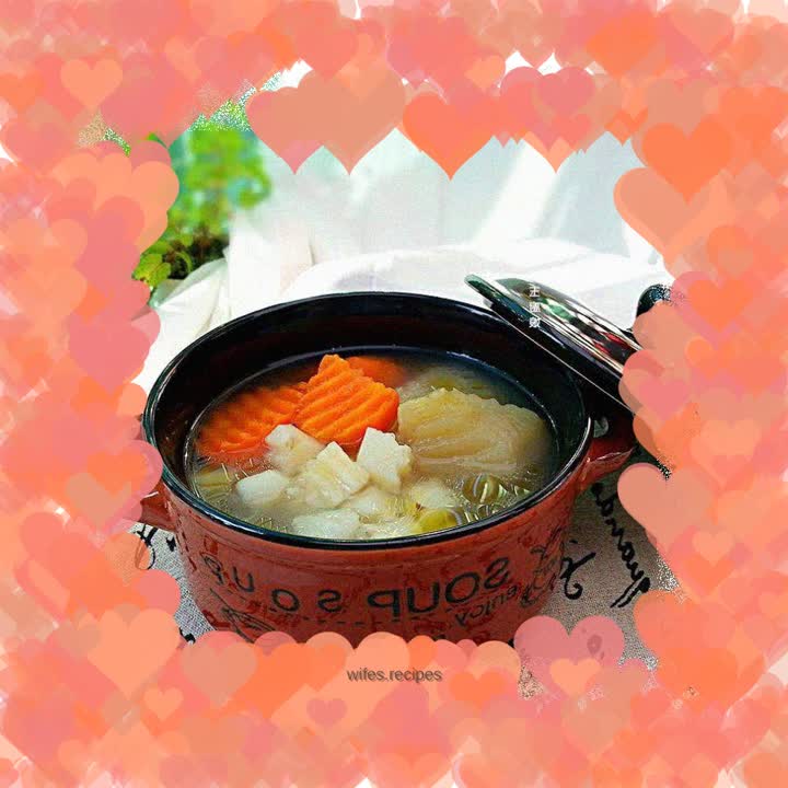 Apple, carrot, water chestnut and fan bone soup