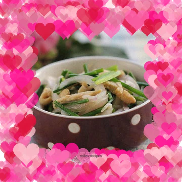 Shredded Chicken with Chives and Onions