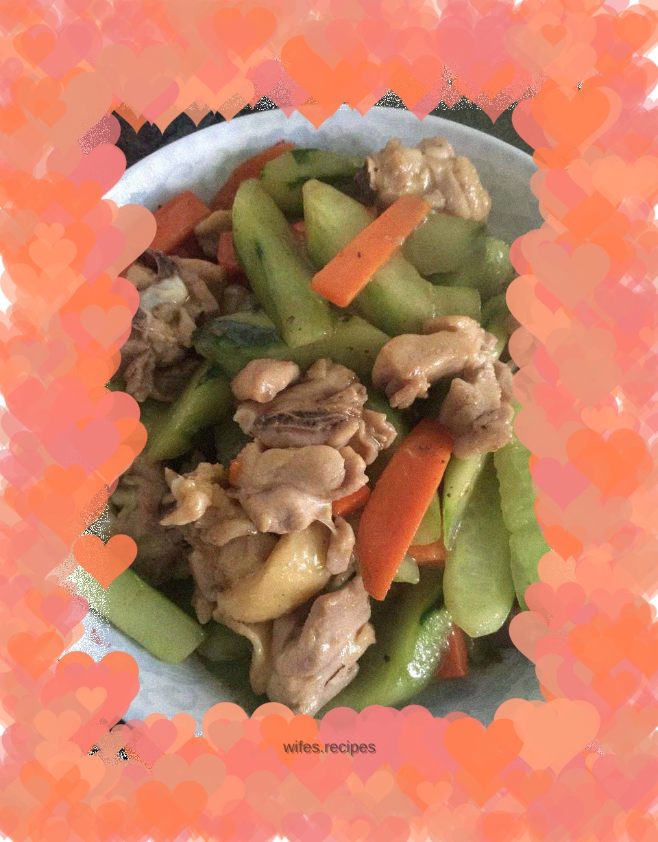 Fried cucumber with chicken legs