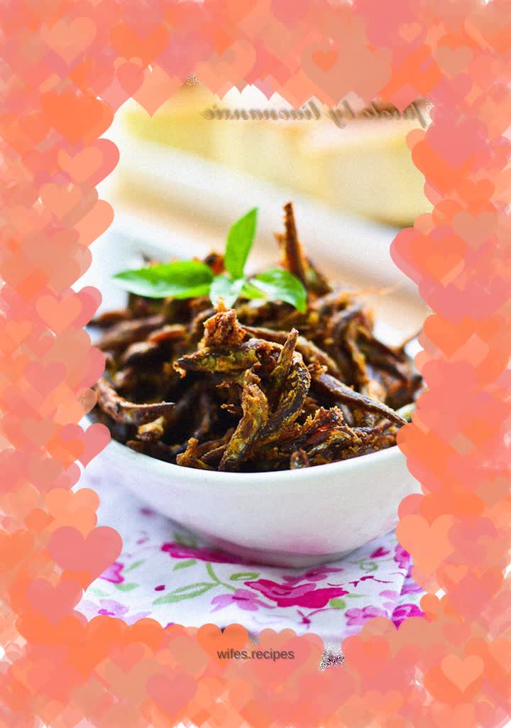 Dried fried small fish