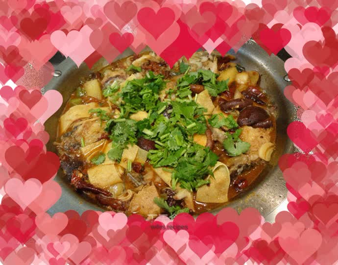 Fish stew in iron pot