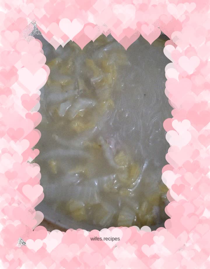 Baby cabbage vermicelli pot