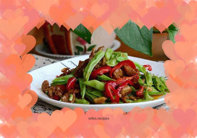 Stir-fried four-sided plum beans with shredded pork