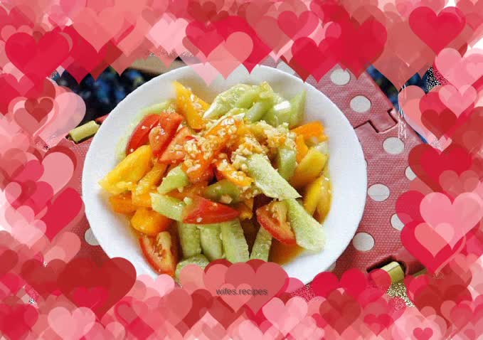 Sugar garlic, cucumber and tomatoes