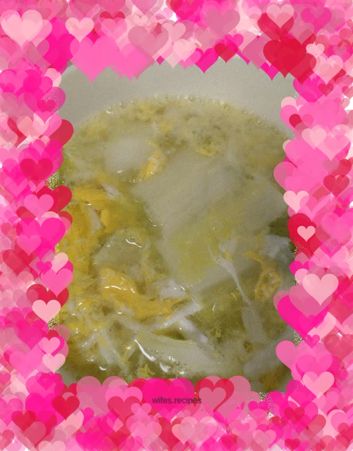 Egg Drops and Vegetable Leaf Soup