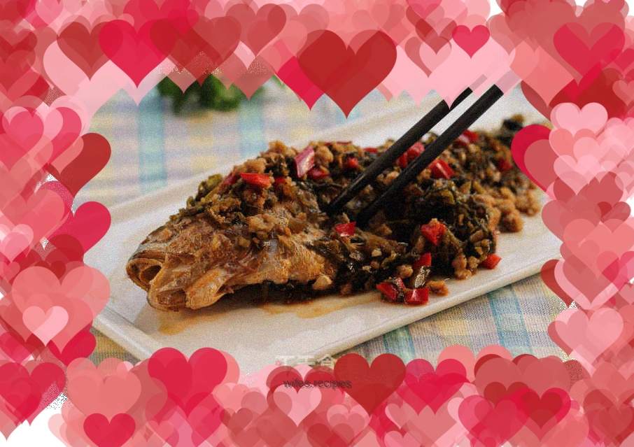 Yellow croaker with pickled vegetables