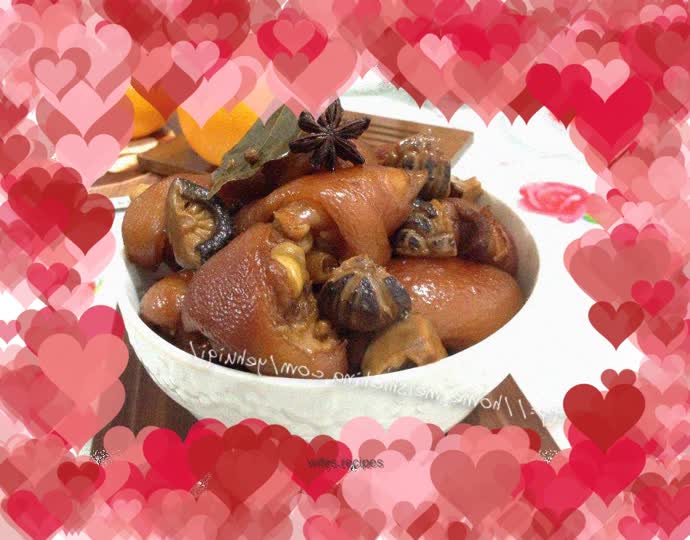 【Braised pork trotters】