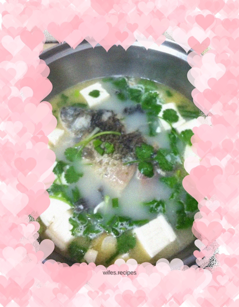 Crucian carp tofu soup