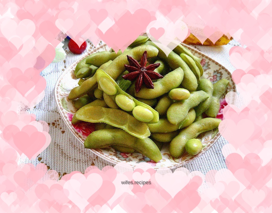 Boiled edamame