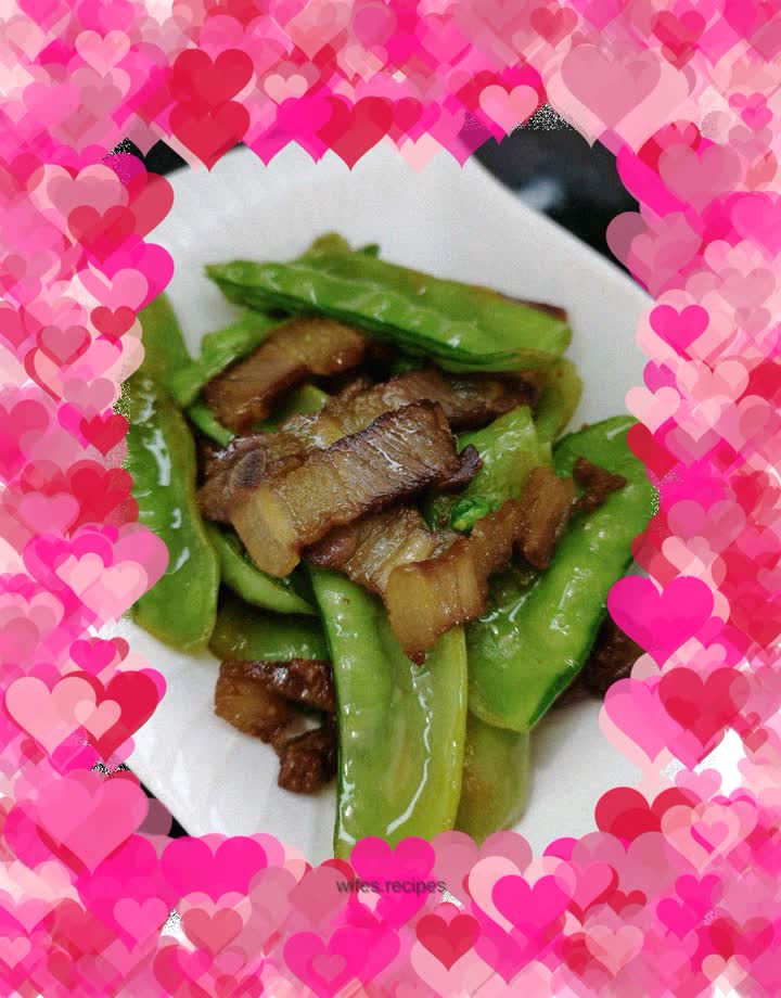 Stir-fried snow peas with bacon