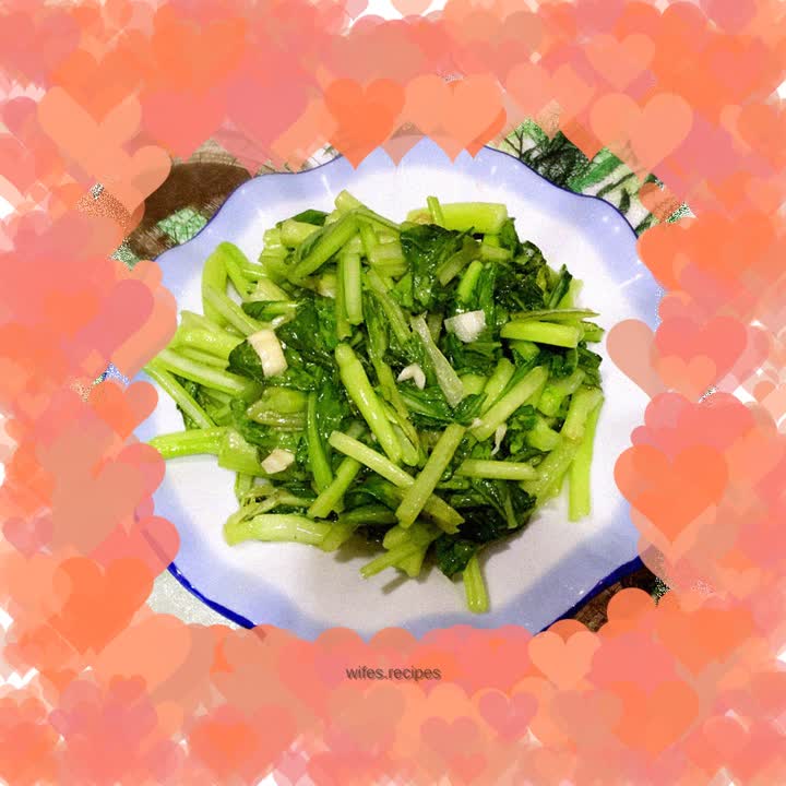 Stir-fried cabbage core with garlic