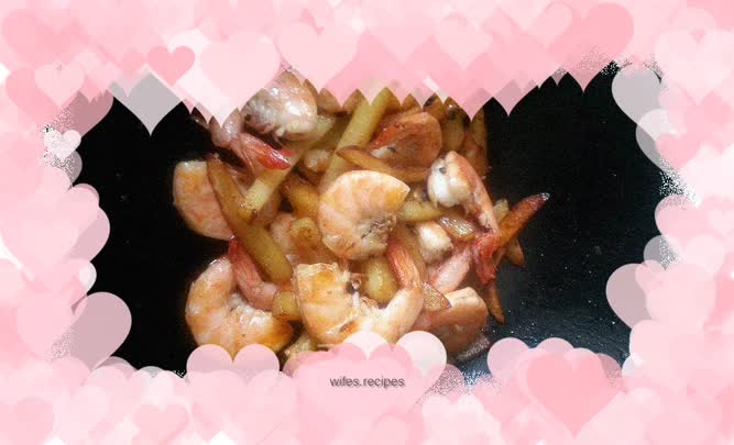 Simple and delicious Spicy French Fries and Shrimp