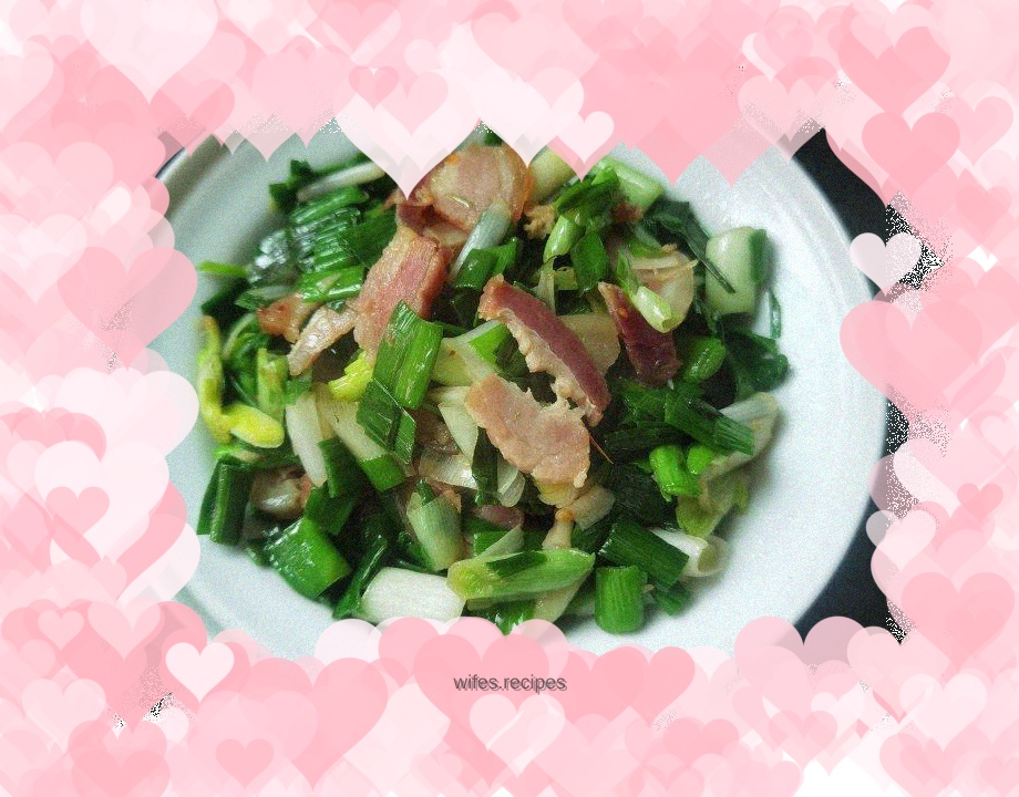 Fried garlic sprouts with cured meat