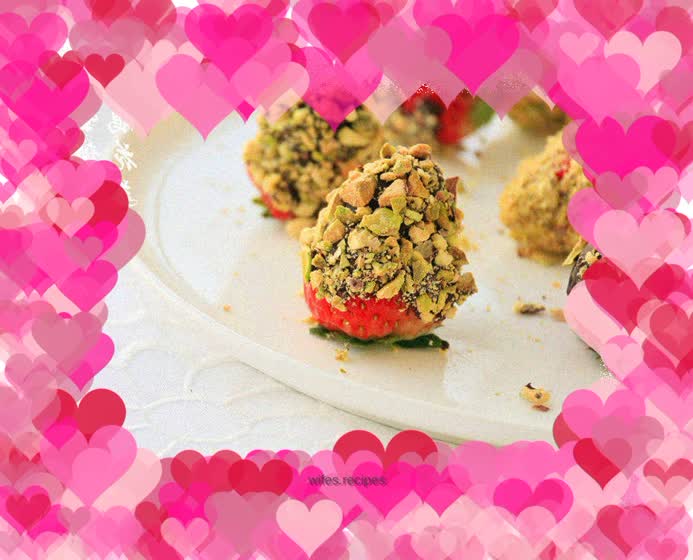 Chocolate Strawberry Pistachio Crisp