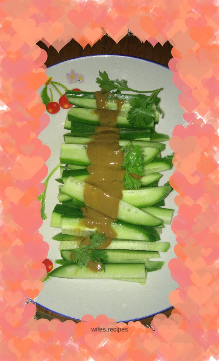 Cucumber with sesame sauce