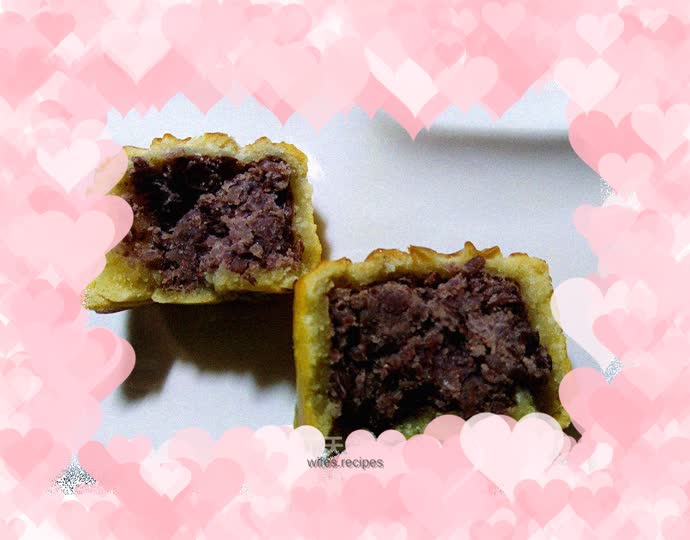Homemade mooncakes, pastries and bean paste