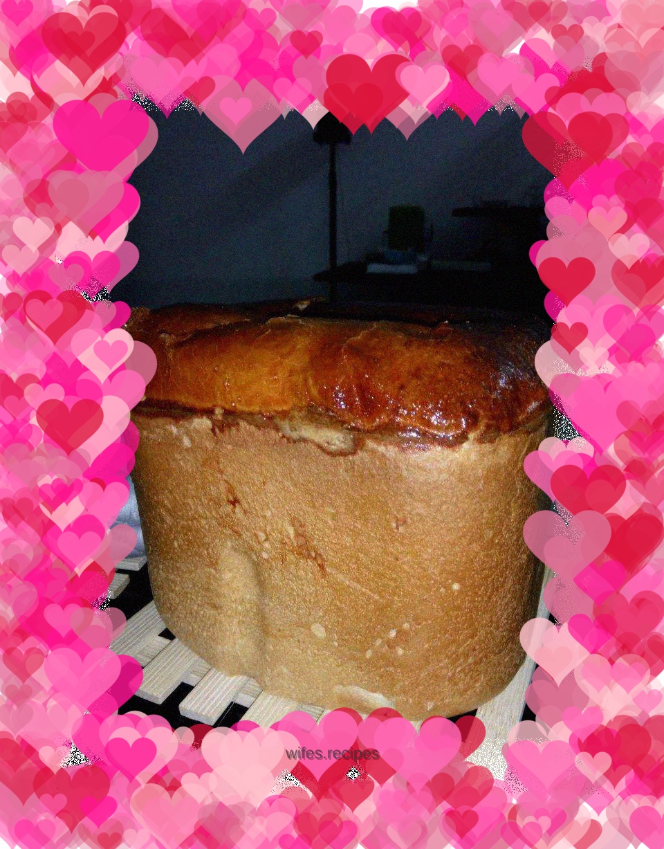 Light cream toast