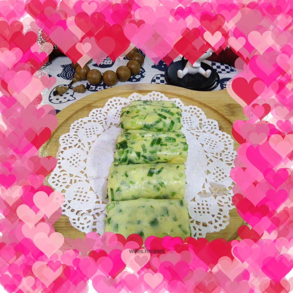 Jade Egg Roll