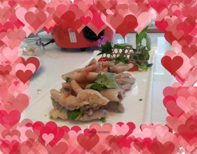 Electric pot salt-baked chicken feet